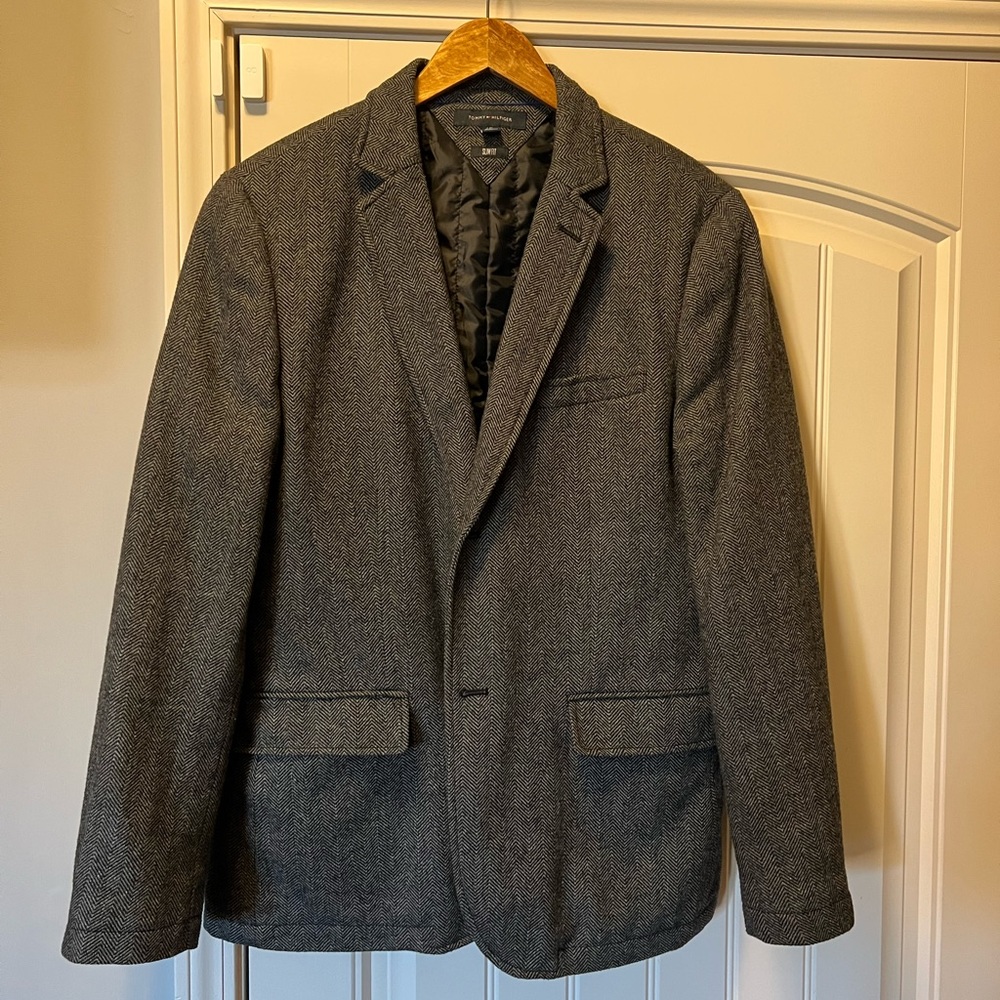 Tommy Hilfiger slim fit insulated herringbone blazer